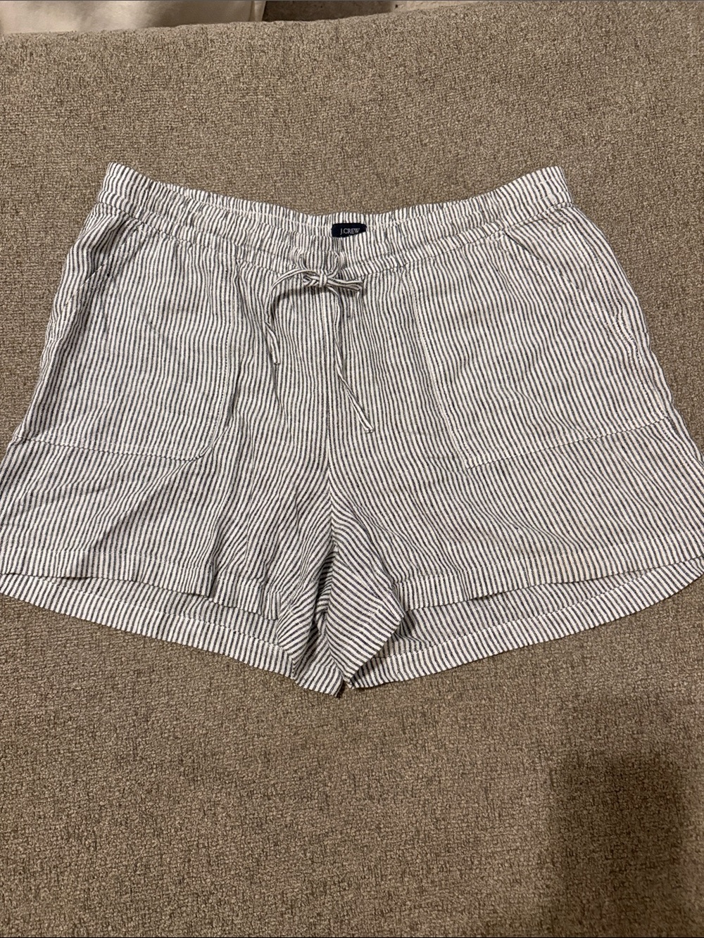 J Crew Sz Large Linen blend Gray Striped Women’s Shorts 4” inseam